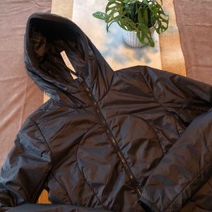 Lululemon puffy jacket
